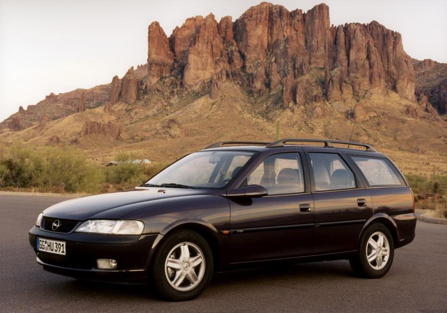  Opel Vectra CDX Caravan (B) 1995 года  (фото 2 из 2)